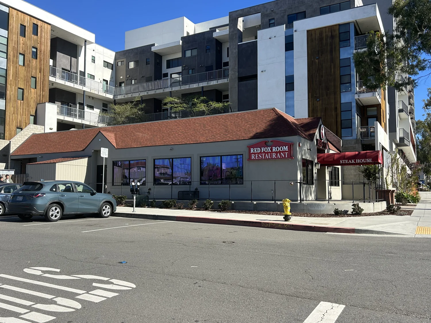 Red Fox Steakhouse and Piano Bar